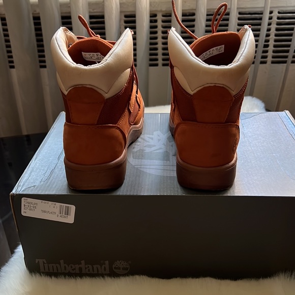 Timberland boots, Junior’s TBOA1PL M,size 4 - Picture 2 of 4